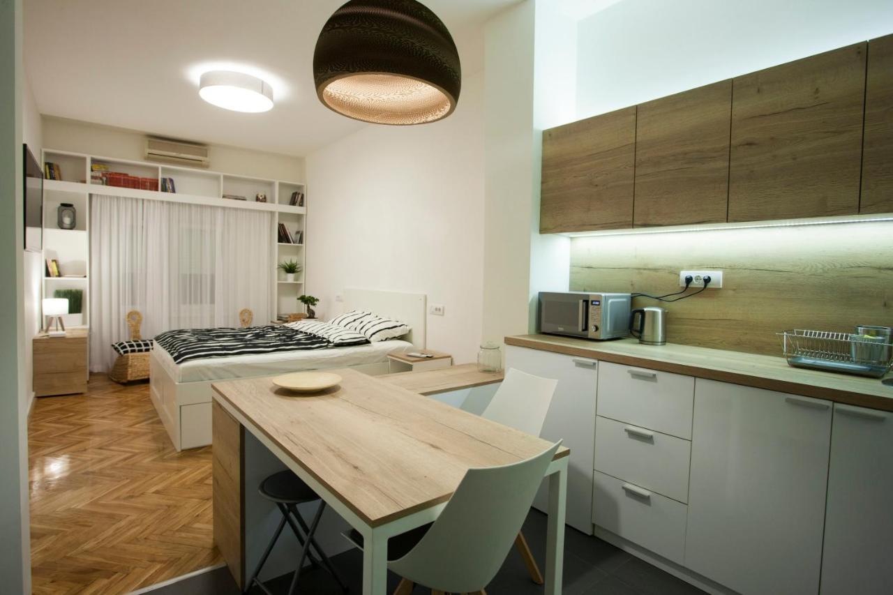 Studio 10 Belgrád Kültér fotó